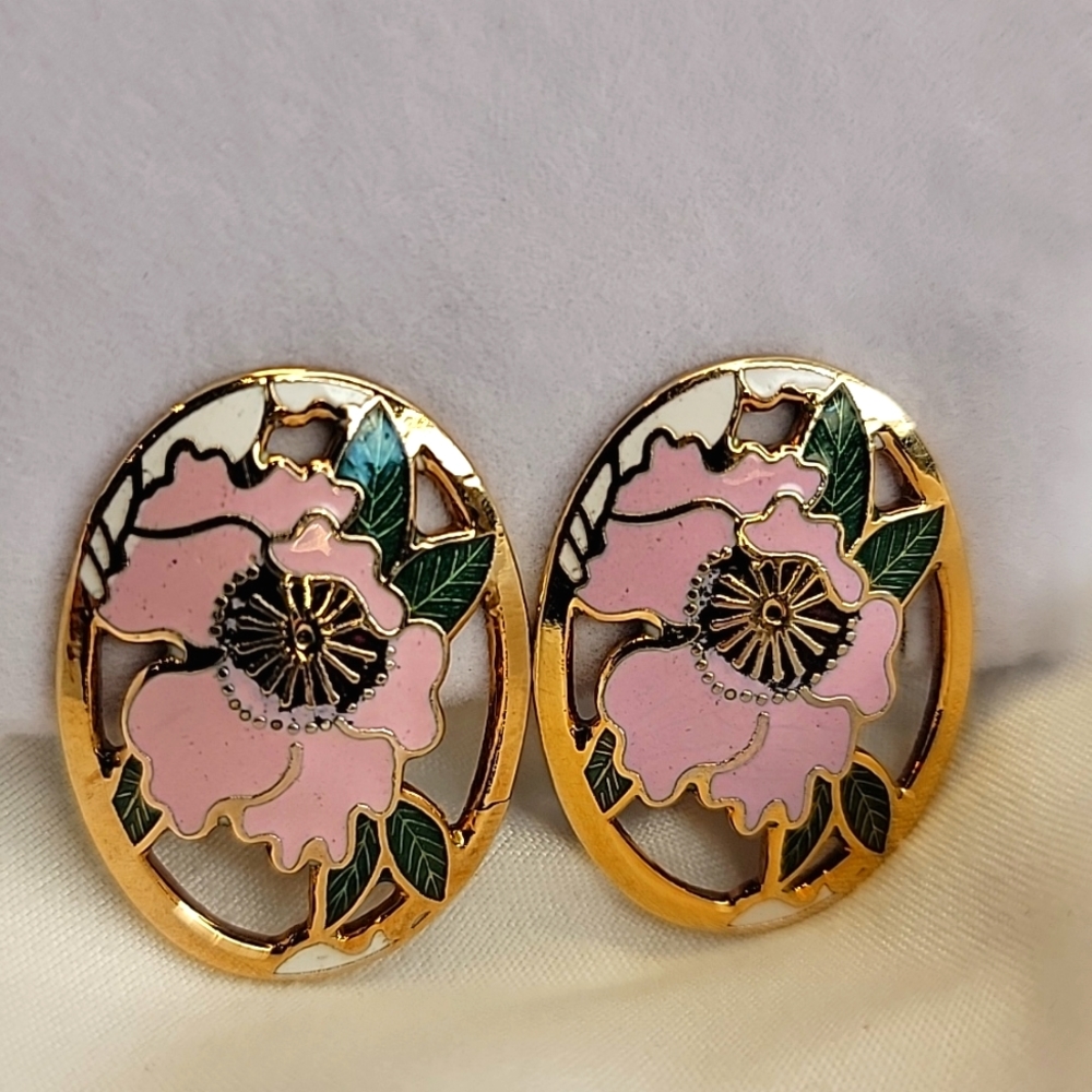 Vintage Flower Enamel Earrings Costume Jewelry ✨️